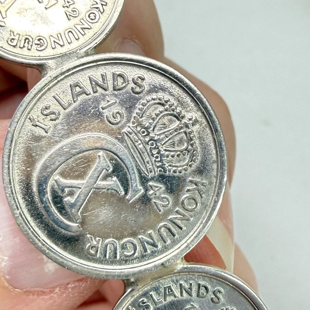 Vintage 1942 Iceland Coin Brooch Christian X Konungur Islands‎ 25 10 Aurar Pin